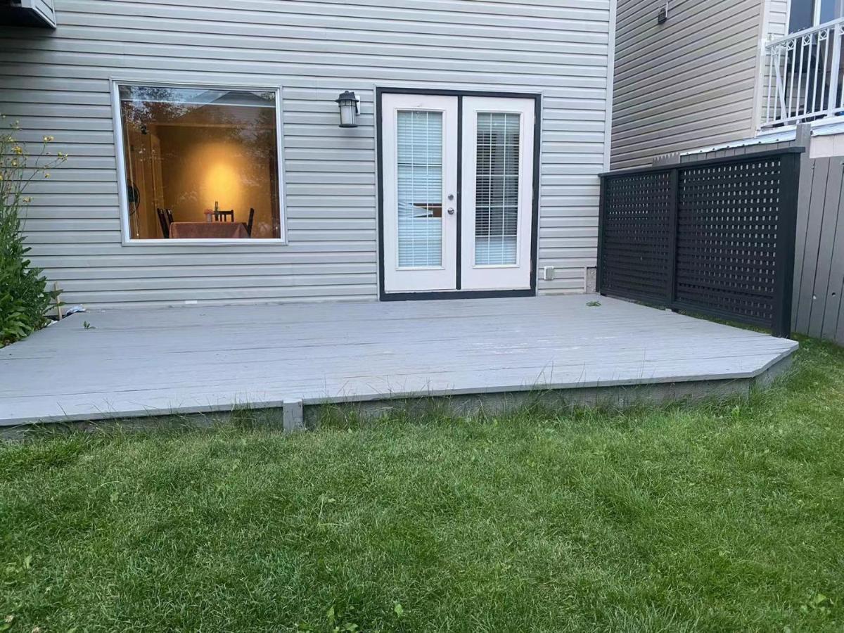 Lovely Home Calgary Exterior photo